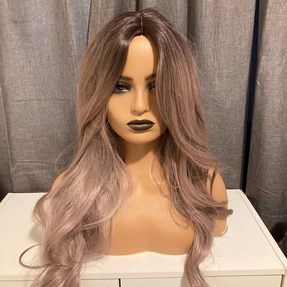 Mauve ombré wig